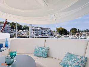 Posezení v ubytování ANTHENEA Suite Hôtelière Flottante
