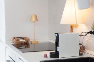 Foto dalla galleria di La Finestra Sul Mare Central Apartment Vista mare ad Anzio