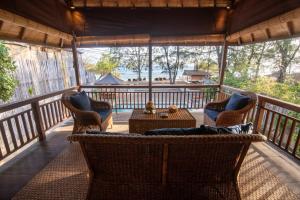 Balkón nebo terasa v ubytování The Gili Beach Resort