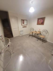 Gîte La CHOUETTE BASTIDETTE 휴식 공간