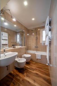 Koupelna v ubytování Paruta Jazz Apartment + 12 fotografií