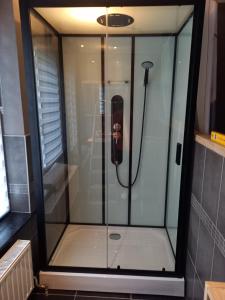 Koupelna v ubytování El Corazon + 16 fotografií