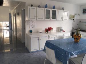 Een keuken of kitchenette bij Studio Manguillier