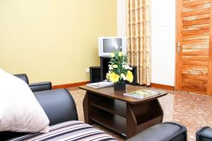 Posezení v ubytování Hotel Nilketha Yala Tissamaharama