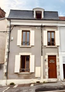 Budynek, w którym mieści się apartament