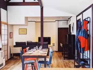Χώρος καθιστικού στο Suite 05 @ Vega Suites, Echoland