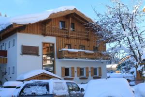 Appartements Haus Rötelstein v zimě