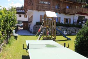 Herní místnost nebo prostor pro děti v ubytování Appartements Haus Rötelstein