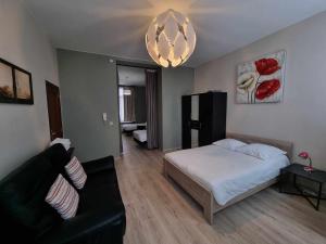 Postel nebo postele na pokoji v ubytování Apartments Marco Polo Midi