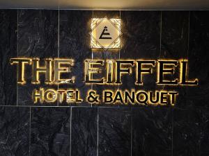 Sertifikat, nagrada, logo ili drugi dokument prikazan u objektu The Eiffel Hotel & Banquet