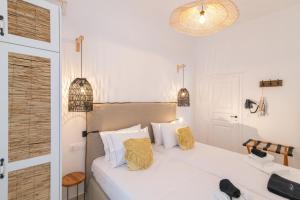 Postel nebo postele na pokoji v ubytování Anemis B