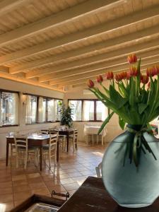 Restaurace v ubytování Locanda sul fiume + 17 fotografií