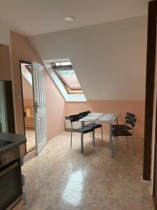Posezení v ubytování Apartmany U Stareho Labe