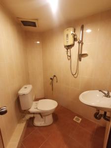 Koupelna v ubytování HOTEL BINTANG