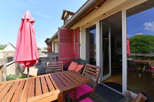Rõdu või terrass majutusasutuses Appartement Côté Vignes avec Terrasse et Parking