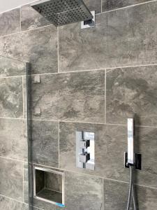 Et badeværelse på Llandudno Central - 5 Bedroom House + 37 billeder