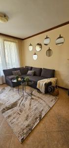 O zonă de relaxare la Apartmanica Double room apartment with balcony 101-30 St Ivan Rilski SPA Resort Bansko