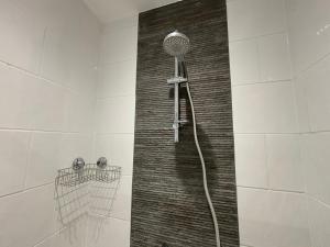 Ένα μπάνιο στο Stunning Cromer Apartment