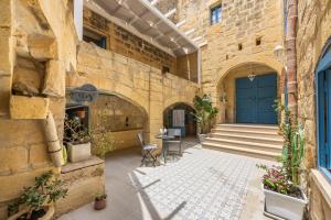 Mynd úr myndasafni af Room 1 - Family room x 3 by Solea í Għarb