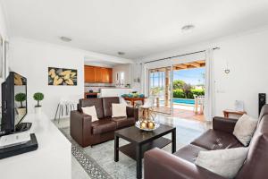 Posezení v ubytování Villa Lantana by Villa Plus