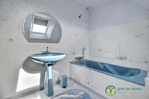 Un baño de L'escale oceane 23 fotos más