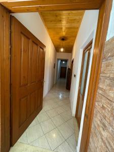 Fotografie z fotogalerie ubytování Guesthouse Klajd v destinaci Gjirokastër