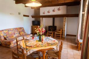 Billede fra billedgalleriet på Gîte Les Charmes 2/4 personnes du Presbytère i Saint-Georges-de-Lévéjac
