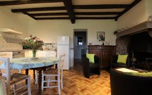 Gallery image of Chez labourt in Barraute-Camu