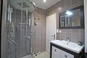 Kúpeľňa v ubytovaní Le clos sainte marie + 30 fotografií