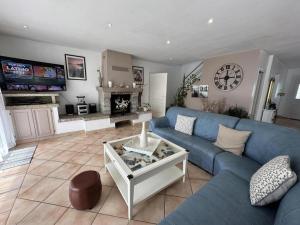 Μια τηλεόραση ή/και κέντρο ψυχαγωγίας στο Villa dunisia