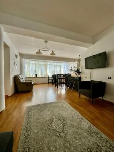 Et tv og/eller underholdning på Apartament 1 plus rooms in centrul orașului - Unirii Fântânii