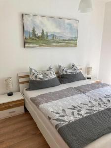Postel nebo postele na pokoji v ubytování apartemente Kleeblatt