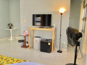 Μια τηλεόραση ή/και κέντρο ψυχαγωγίας στο Naeem House Pattaya