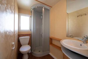 Gallery image of Camping Residence & Lodge Orchidea in Baveno