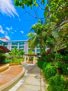 Zahrada ubytování Tara Muda Sea Views Big Pool Great Kitchen Fibre Wifi