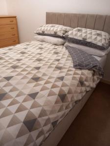 Ένα ή περισσότερα κρεβάτια σε δωμάτιο στο Cable House, Liverpool City Centre +2 φωτογραφίες