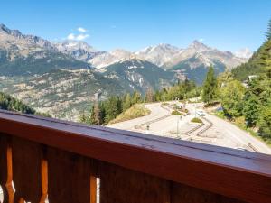 Fotografia z galérie ubytovania Joli studio rénové 4 pers, vue Vanoise, proche pistes et commerces - FR-1-468-98 v destinácii Modane