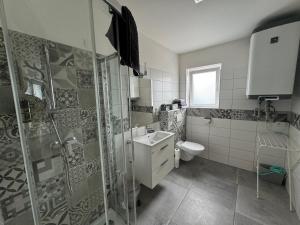 Koupelna v ubytování Apartmány Miromar