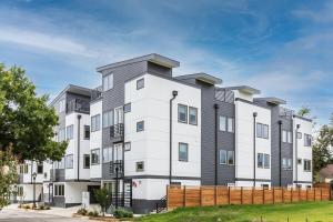 immagine di un condominio di Magnolia District Modernism a Fort Worth