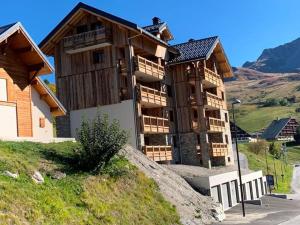 Nespecifikovaný výhled na hory nebo výhled na hory při pohledu z apartmánu