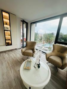 Χώρος καθιστικού στο Boutique luxury apartment Azur Deluxe resort On the beach +20 φωτογραφίες