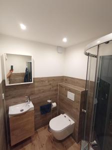 Ένα μπάνιο στο Wohnung Neunkirchen 1A