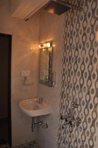Koupelna v ubytování Hotel Dewa Goa