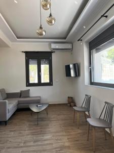Gallery image of Platanos House - Akritochori Foinikountas in Akritokhórion +9 photos