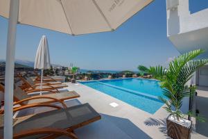 Bazén v ubytování L'Amo del Mare Hotel nebo v jeho okolí