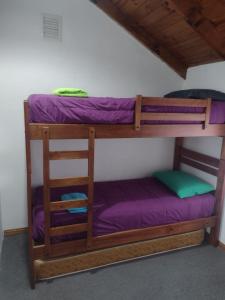 En eller flere køjesenge i et værelse på Elordi + 11 billeder