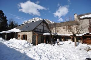 Gîtes Au Chant des Marmites during the winter