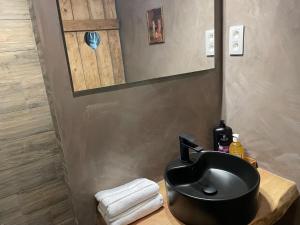 Koupelna v ubytování Les Chambres de Laurette