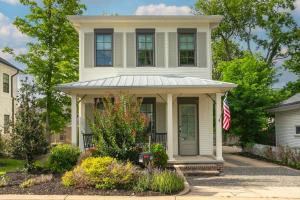Five Block Walk From Historical Downtown Franklin外面的花园