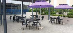 Um restaurante ou outro lugar para comer em Summit Parkview Yangon